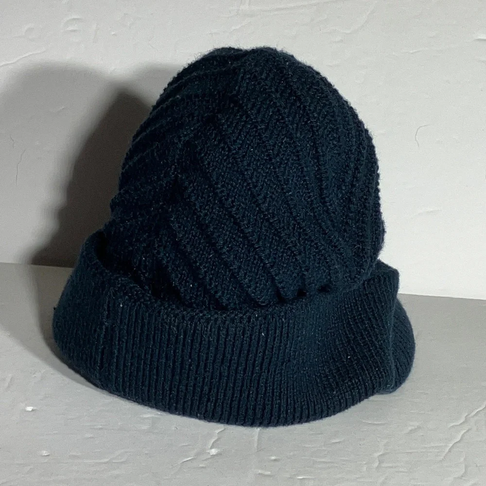 Nike Dark Blue Ribbed Beanie with White Logo Hard‎ Cap Front Rim Child 4-7